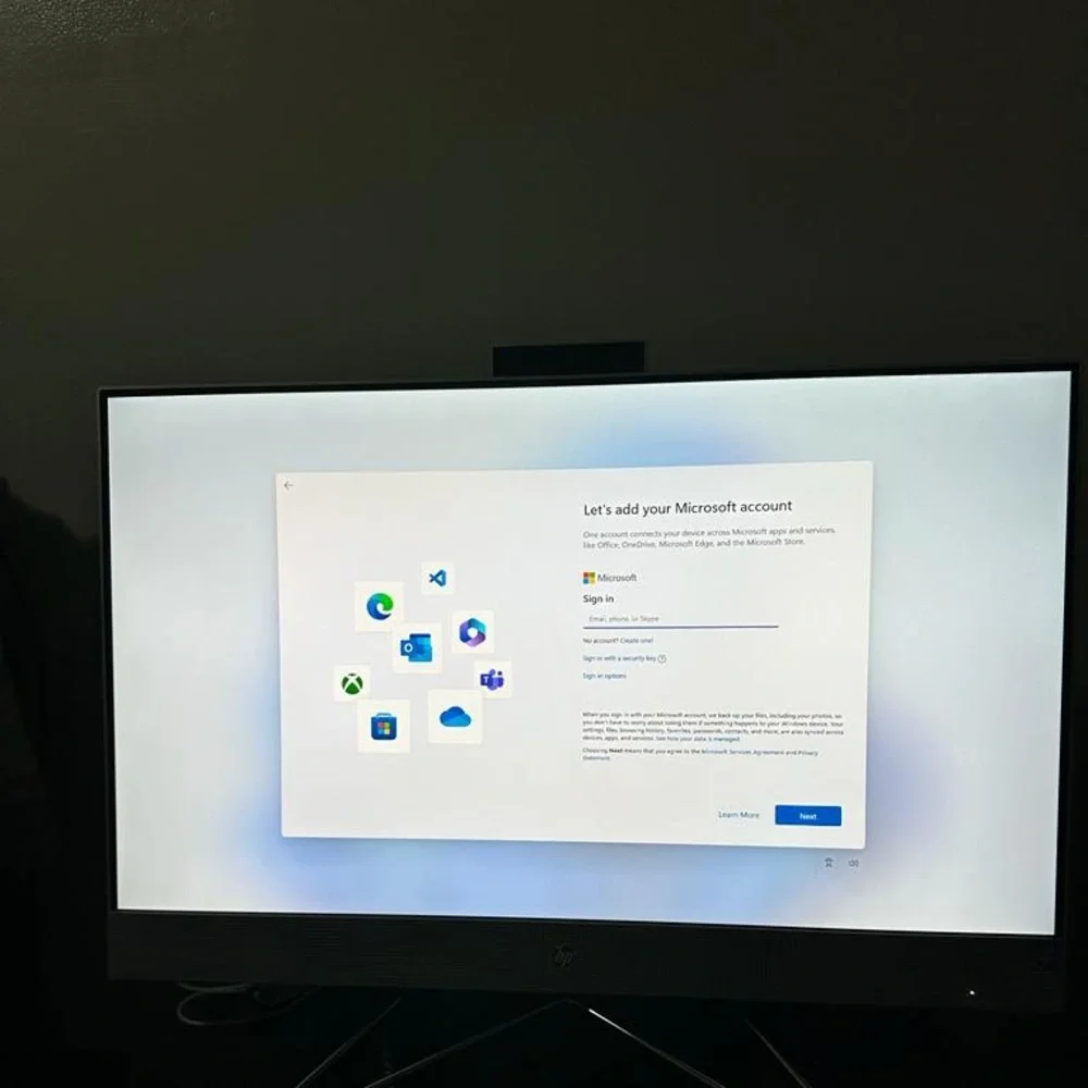 Hp - 27-touch screen all in one 12 GB memory Silver.